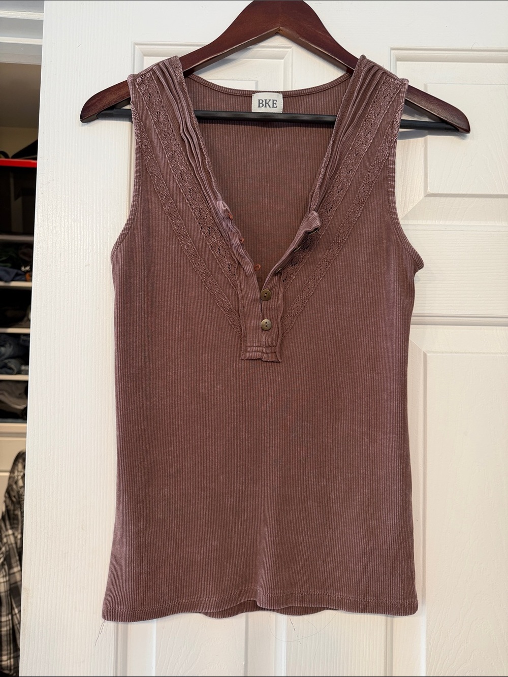 BKE Mauve Brown Ribbed Lace-Trim Sleeveless Henley Tank